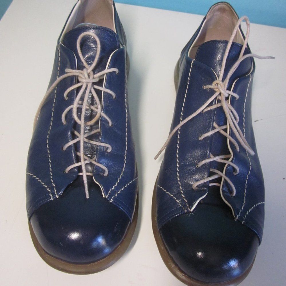 Julie Dee Blue Leather Cap Toe Lace Ups Size 8